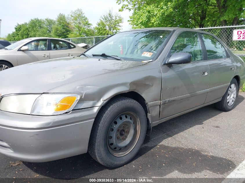 2000 Toyota Camry Ce/Le/Xle VIN: 4T1BG22K9YU710674 Lot: 39383633