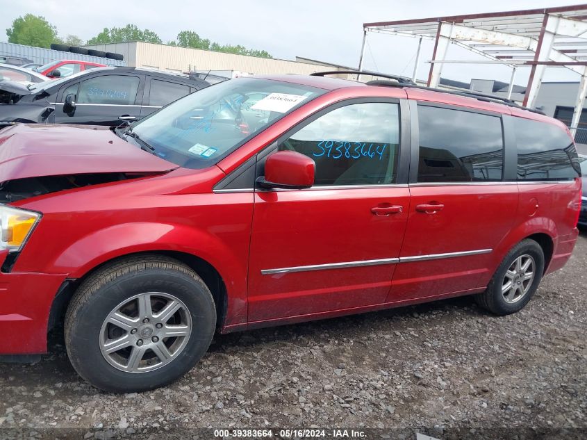 2010 Chrysler Town & Country Touring VIN: 2A4RR5D15AR235282 Lot: 39383664