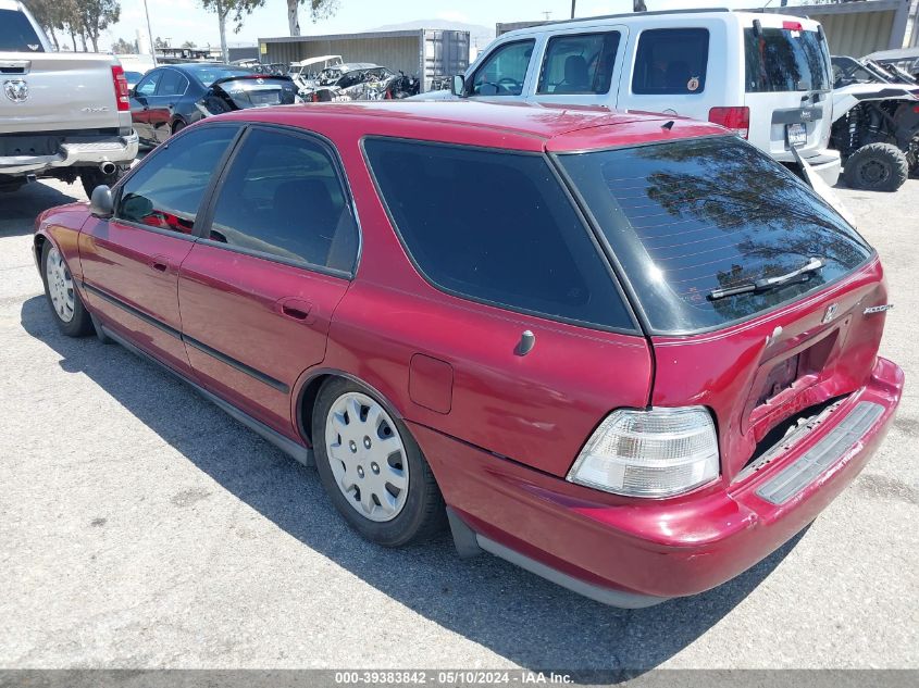 1995 Honda Accord Lx VIN: 1HGCE1826SA009228 Lot: 39383842