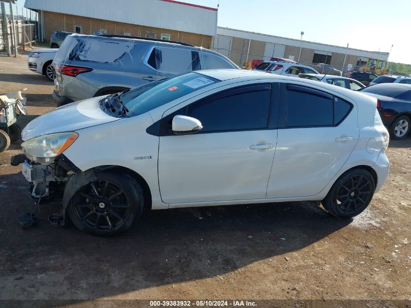 2013 Toyota Prius C Three VIN: JTDKDTB30D1531611 Lot: 39383932