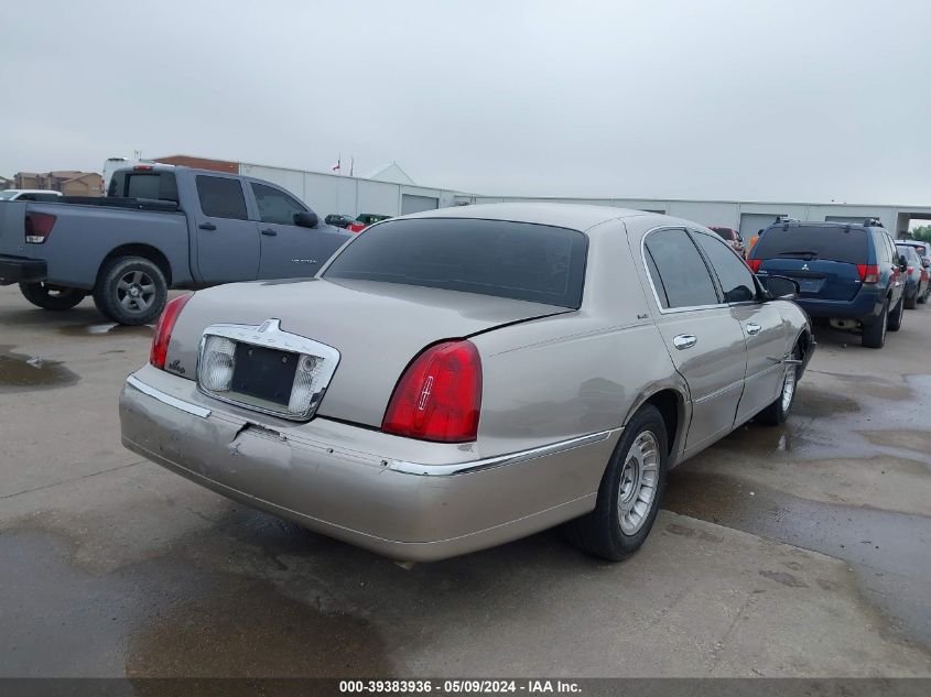 2000 Lincoln Town Car Executive VIN: 1LNHM81W6YY836381 Lot: 39383936