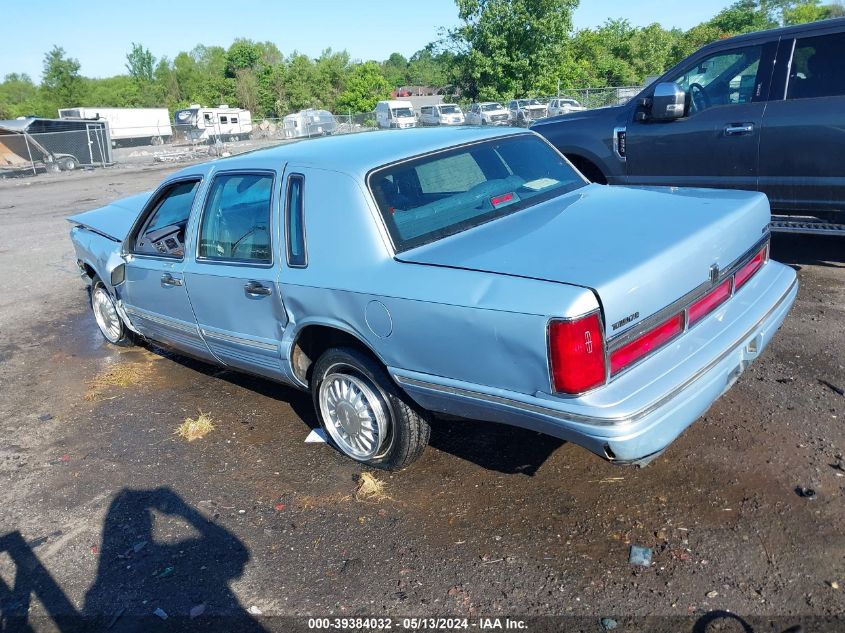 1997 Lincoln Town Car Signature VIN: 1LNLM82W5VY605587 Lot: 39384032