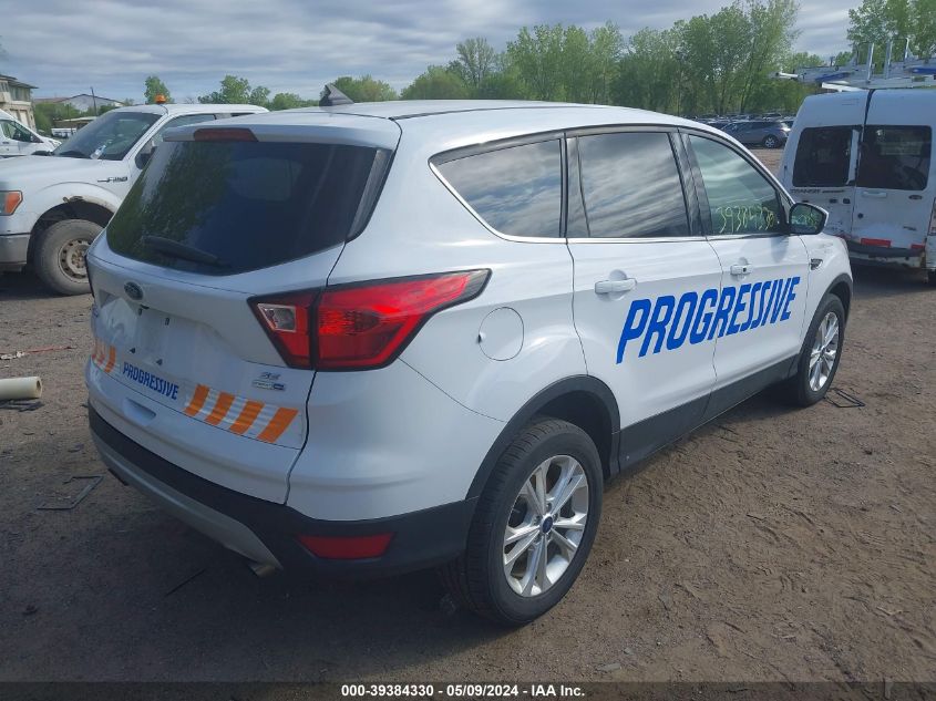 2019 FORD ESCAPE SE - 1FMCU9GD4KUC07917