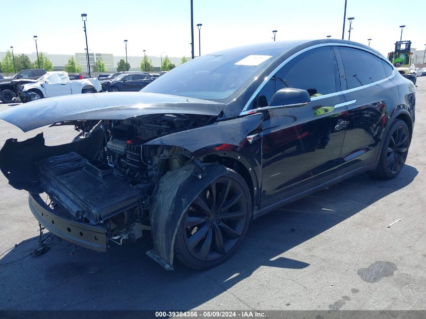 2020 Tesla Model X Long Range Dual Motor All-Wheel Drive/Long Range Plus Dual Motor All-Wheel Drive VIN: 5YJXCBE25LF272352 Lot: 39384356