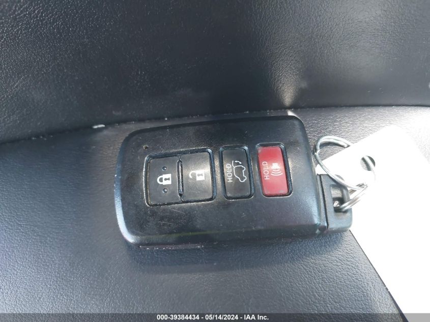 2017 Toyota Highlander Se/Xle VIN: 5TDJZRFH2HS448969 Lot: 39384434