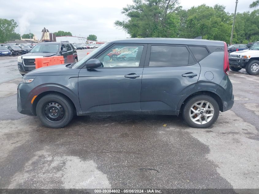 2022 Kia Soul Lx VIN: KNDJ23AU8N7813702 Lot: 39384602