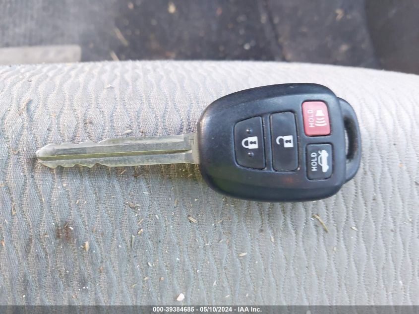 2017 Toyota Corolla Le VIN: 5YFBURHE0HP672708 Lot: 39384685