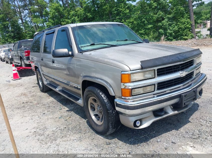 1998 Chevrolet Suburban 1500 VIN: 1GBFK16RXWJ375644 Lot: 39384708