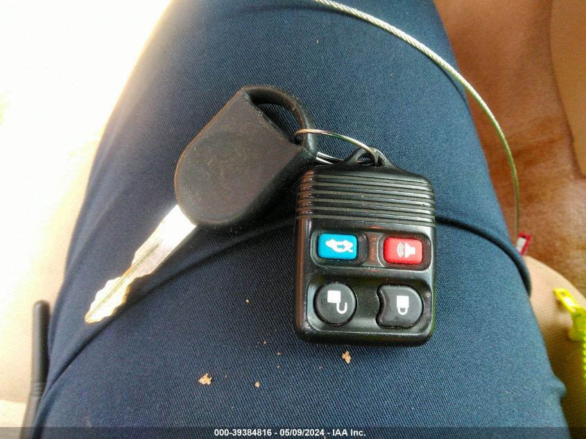 2005 Ford Mustang V6 Deluxe/V6 Premium VIN: 1ZVFT80N355117638 Lot: 39384816