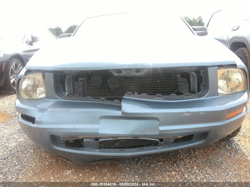 2005 Ford Mustang V6 Deluxe/V6 Premium VIN: 1ZVFT80N355117638 Lot: 39384816