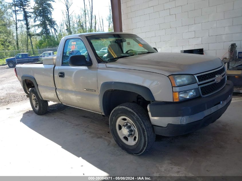 2006 Chevrolet Silverado 2500Hd Work Truck VIN: 1GCHC24U46E176452 Lot: 39384971