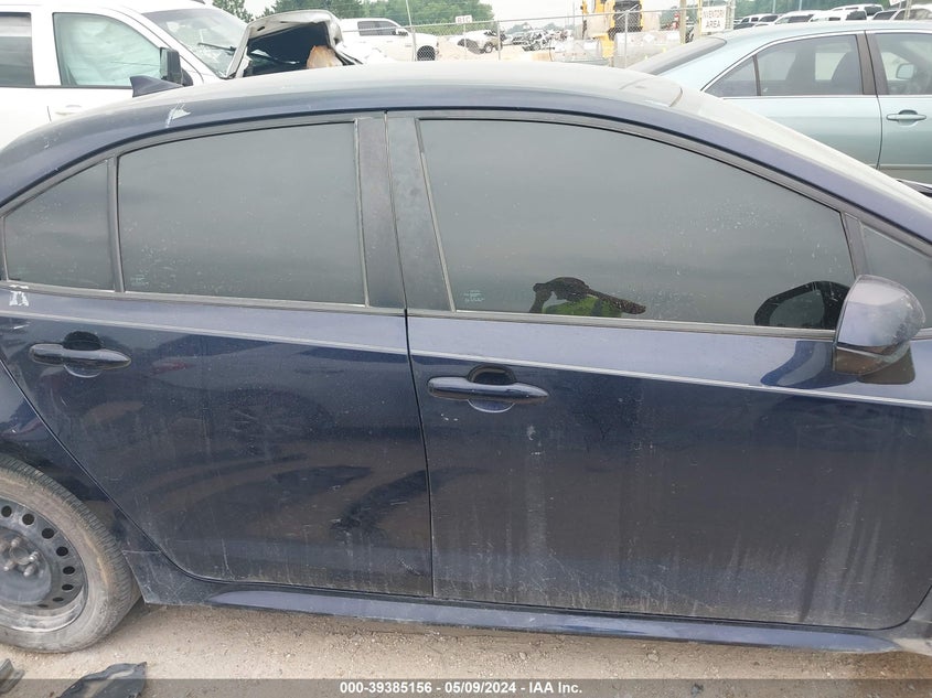 VIN 5YFEPRAE3LP127951 2020 TOYOTA COROLLA LE