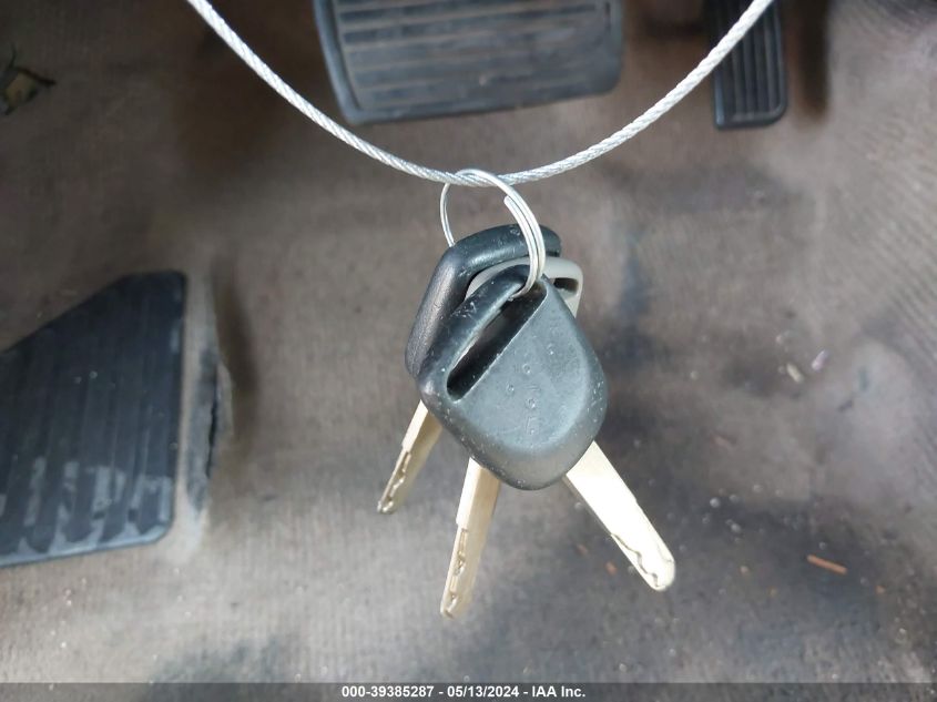 2004 Honda Cr-V Lx VIN: JHLRD684X4C022343 Lot: 39385287