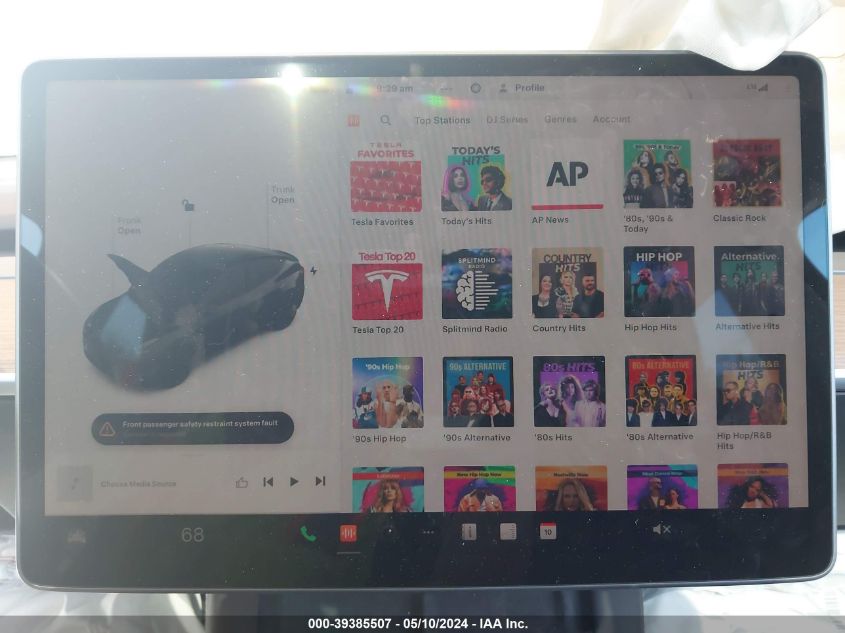 2024 Tesla Model Y Long Range Dual Motor All-Wheel Drive VIN: 7SAYGAEE9RF981360 Lot: 39385507