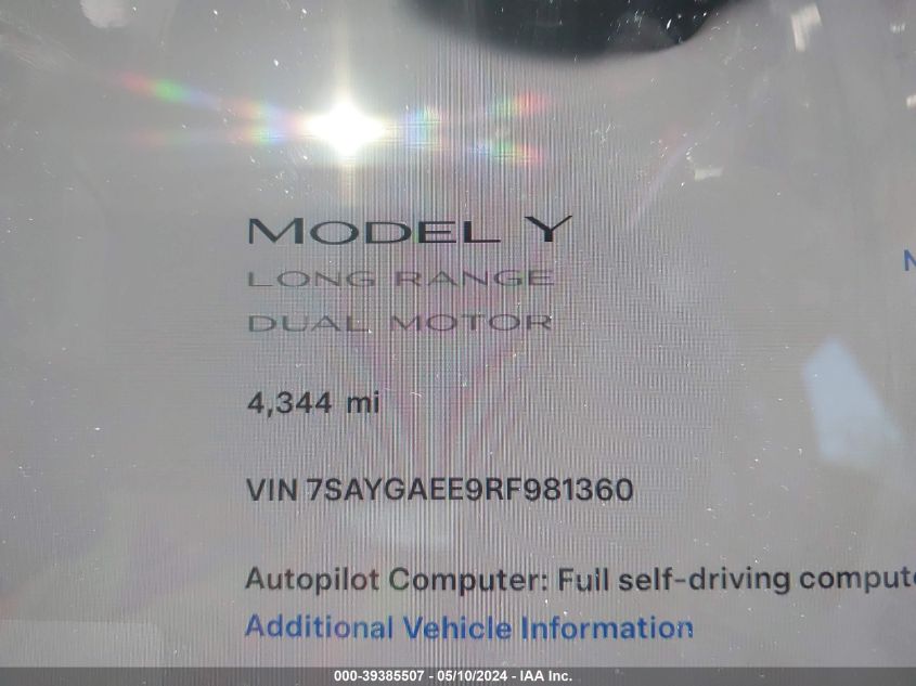 2024 Tesla Model Y Long Range Dual Motor All-Wheel Drive VIN: 7SAYGAEE9RF981360 Lot: 39385507