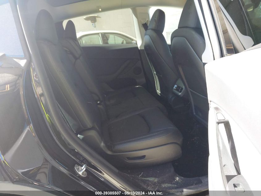 2024 Tesla Model Y Long Range Dual Motor All-Wheel Drive VIN: 7SAYGAEE9RF981360 Lot: 39385507