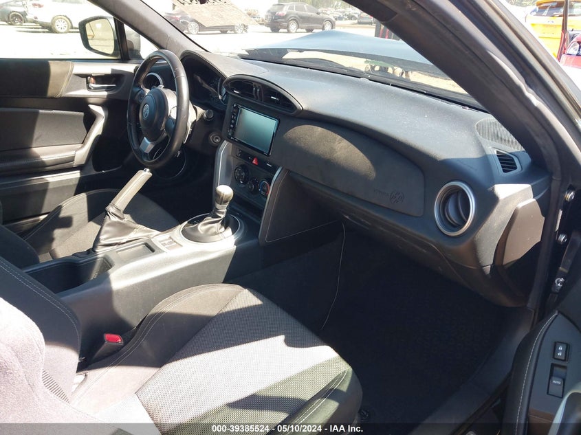 2017 Toyota 86 VIN: JF1ZNAA1XH8704702 Lot: 39385524