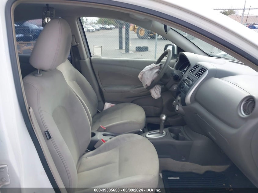 2014 NISSAN VERSA 1.6 SV - 3N1CN7APXEL857863