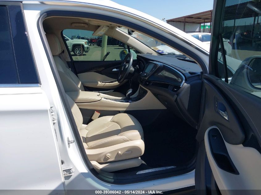 VIN LRBFX1SA7JD009210 2018 BUICK ENVISION ESSENCE