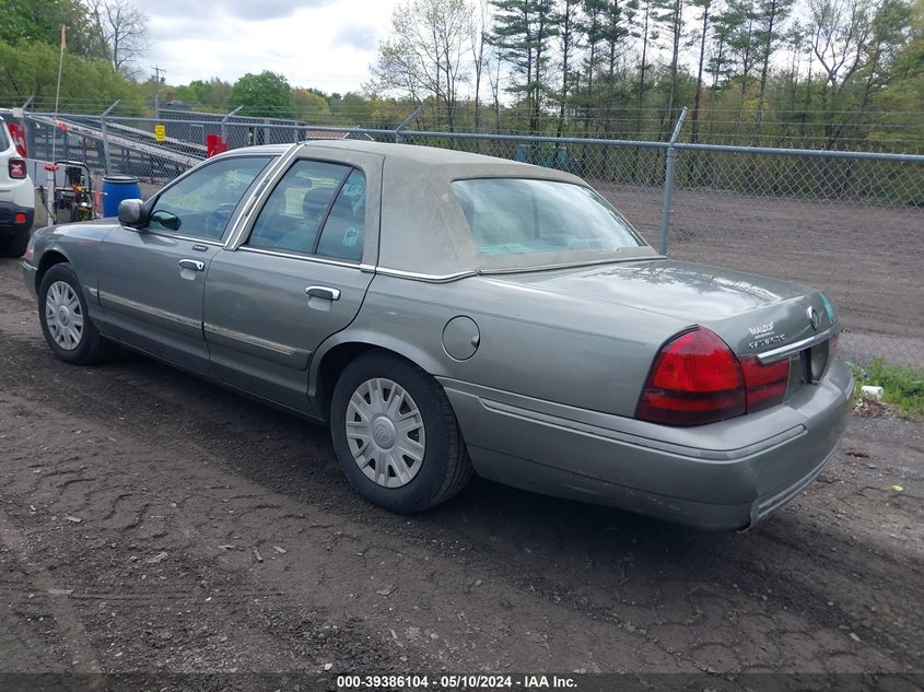 2004 Mercury Grand Marquis Gs VIN: 2MEFM74W24X678535 Lot: 39386104