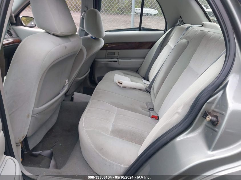 2004 Mercury Grand Marquis Gs VIN: 2MEFM74W24X678535 Lot: 39386104