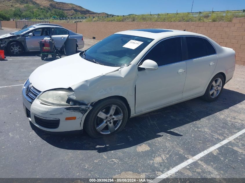 2008 Volkswagen Jetta Se/Sel VIN: 3VWRZ71K58M031918 Lot: 39386294