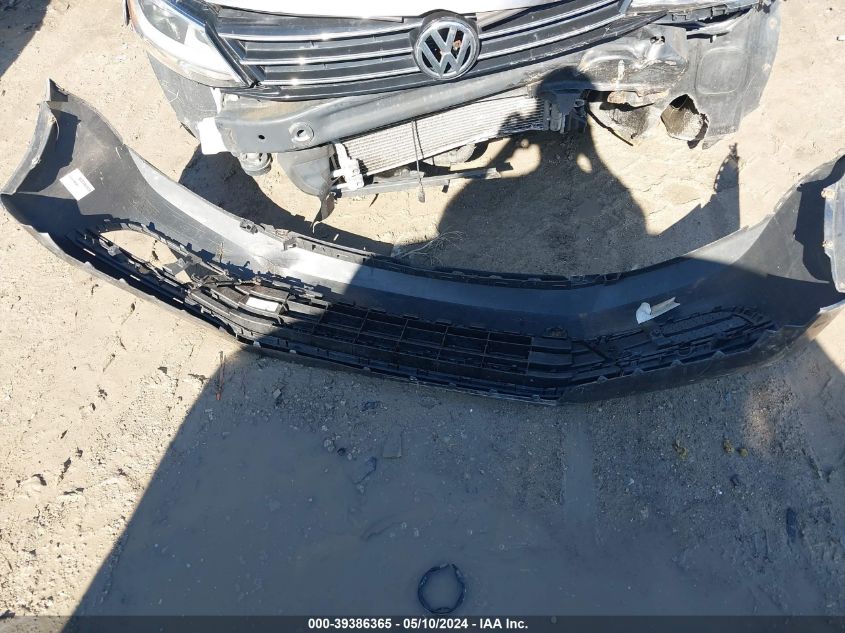 2016 Volkswagen Jetta 1.4T Se VIN: 3VWD67AJ2GM267256 Lot: 39386365