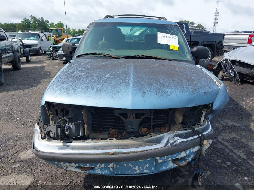 1GNDT13W71K245373 2001 Chevrolet Blazer Ls