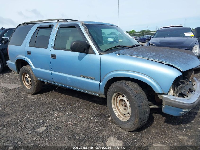 1GNDT13W71K245373 2001 Chevrolet Blazer Ls