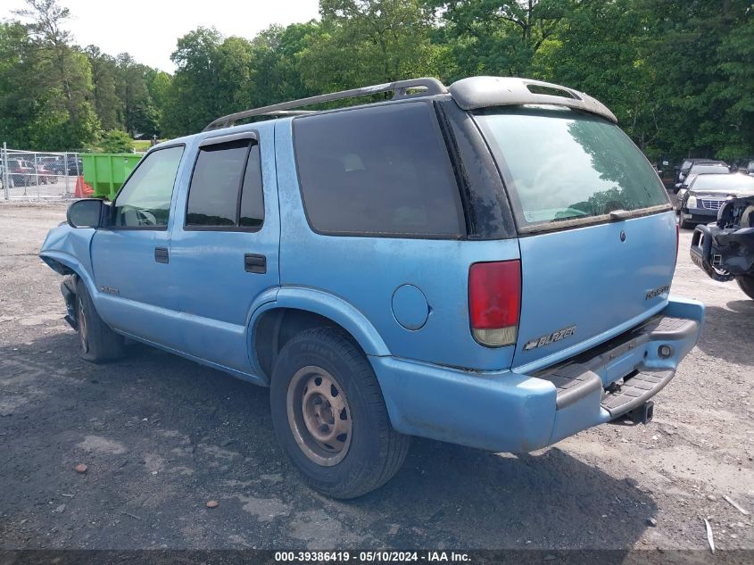 1GNDT13W71K245373 2001 Chevrolet Blazer Ls