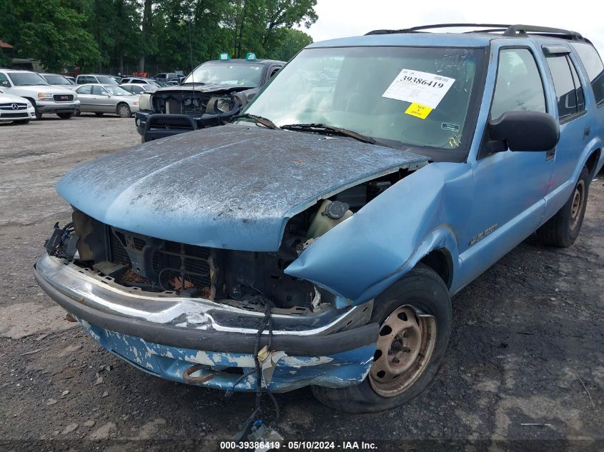 1GNDT13W71K245373 2001 Chevrolet Blazer Ls