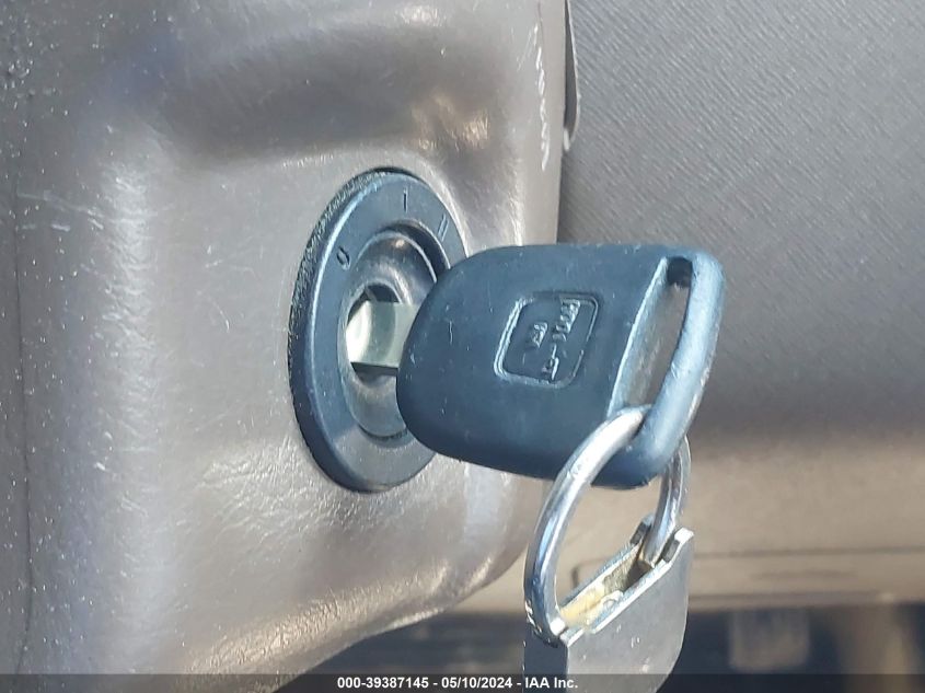 2004 Honda Cr-V Ex VIN: JHLRD78884C010605 Lot: 39387145