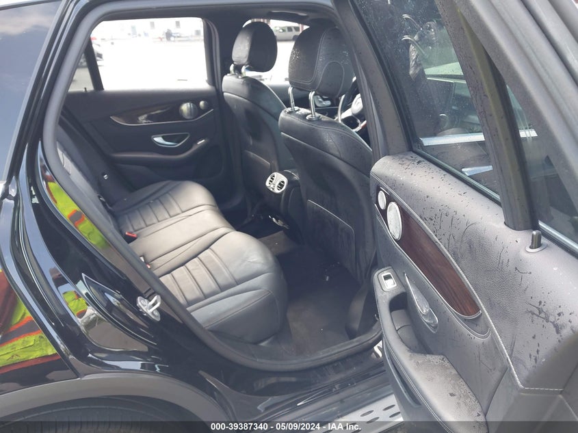 VIN WDC0G4JB6HF267519 2017 MERCEDES-BENZ GLC 300
