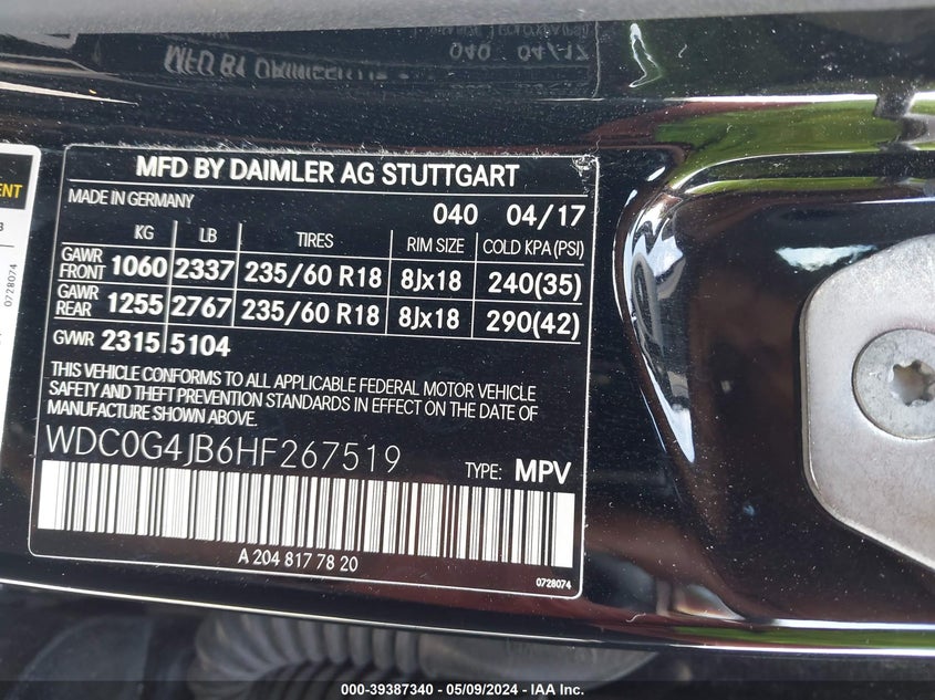 VIN WDC0G4JB6HF267519 2017 MERCEDES-BENZ GLC 300