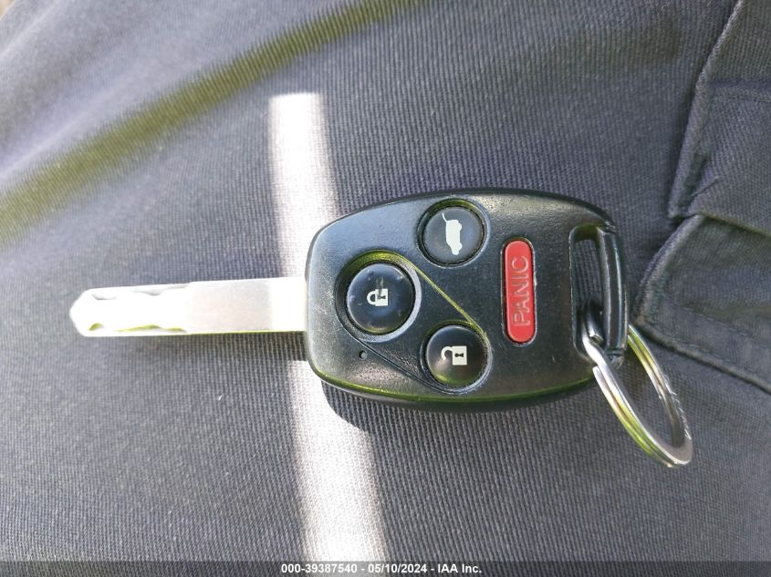 2015 Honda Pilot Lx VIN: 5FNYF4H21FB028642 Lot: 39387540