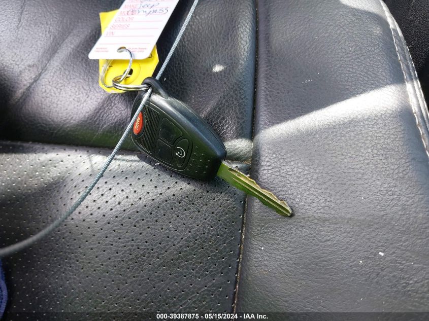 2015 Jeep Compass High Altitude Edition VIN: 1C4NJDEB8FD303825 Lot: 39387875