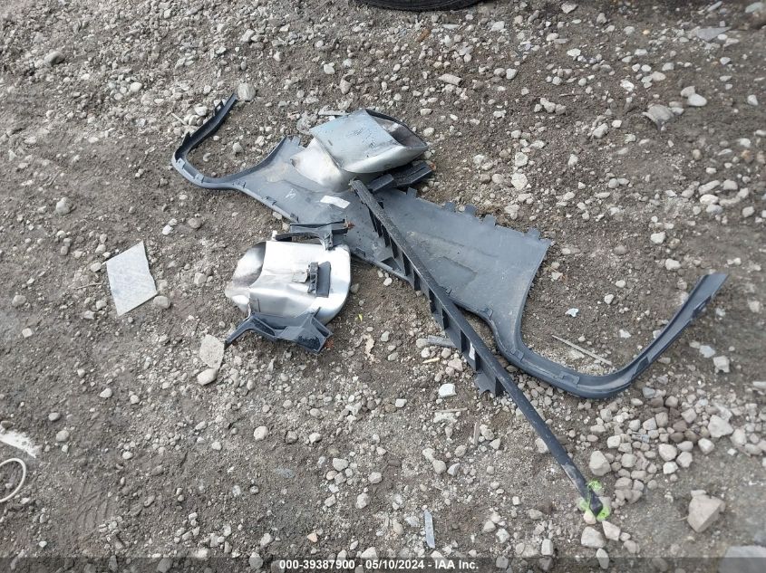 2015 Jeep Cherokee Latitude VIN: 1C4PJMCS0FW773962 Lot: 39387900