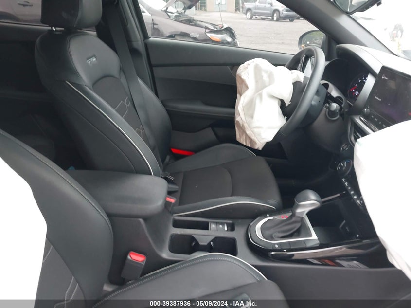 VIN 3KPF54AD1NE428159 2022 KIA FORTE GT LINE