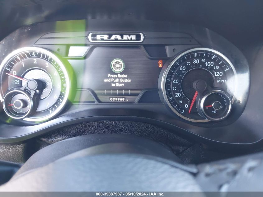 2019 Ram 1500 Laramie Quad Cab 4X2 6'4 Box VIN: 1C6RREDT6KN905192 Lot: 39387987