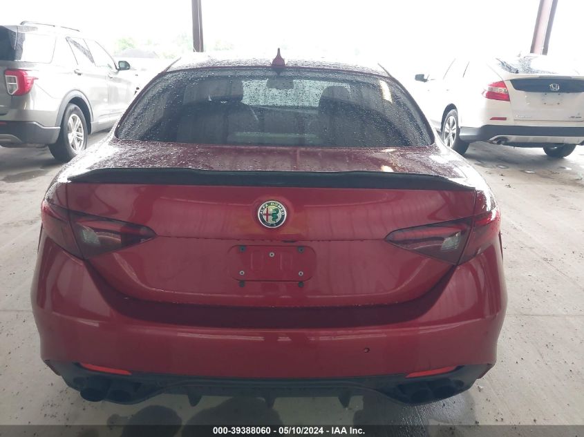 2018 Alfa Romeo Giulia Ti Sport Awd VIN: ZARFAEEN7J7566115 Lot: 39388060