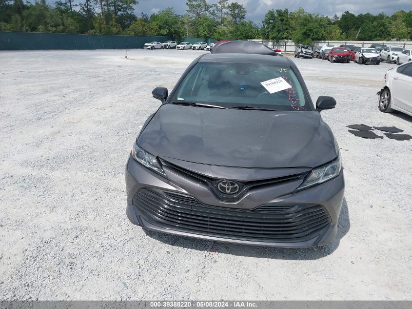 2018 Toyota Camry Le VIN: 4T1B11HK1JU075099 Lot: 39388220