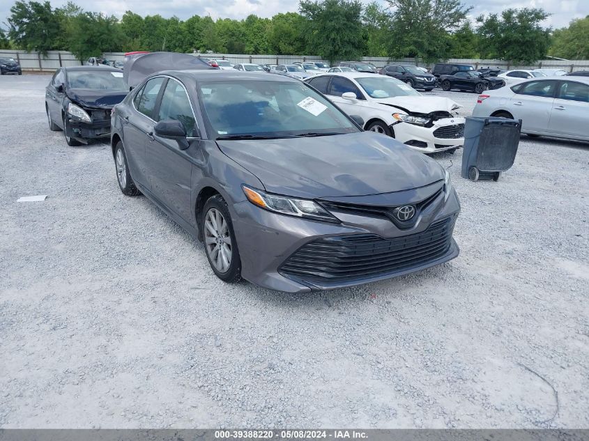 2018 Toyota Camry Le VIN: 4T1B11HK1JU075099 Lot: 39388220