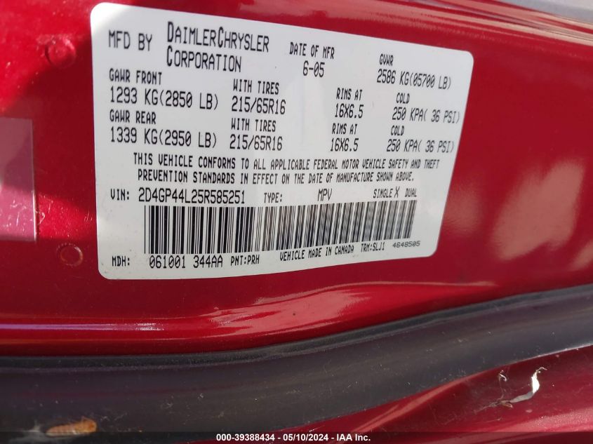 2005 Dodge Grand Caravan Sxt VIN: 2D4GP44L25R585251 Lot: 39388434