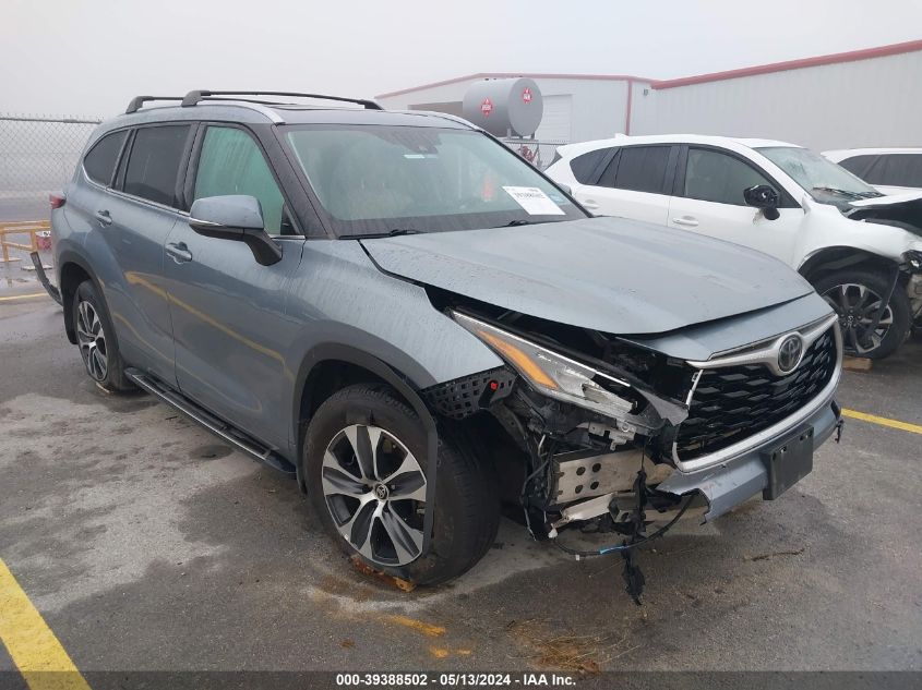 2020 TOYOTA HIGHLANDER XLE - 5TDGZRAH8LS025632