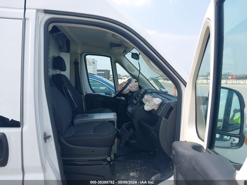 2020 Ram Promaster 2500 High Roof 159 Wb VIN: 3C6TRVDG8LE100535 Lot: 39388782