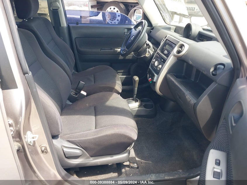 2005 Scion Xb VIN: JTLKT324450181505 Lot: 39388884