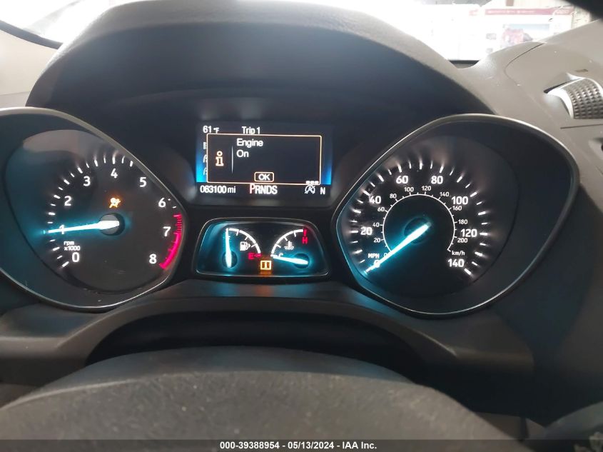 1FMCU0GD7HUD38487 2017 Ford Escape Se