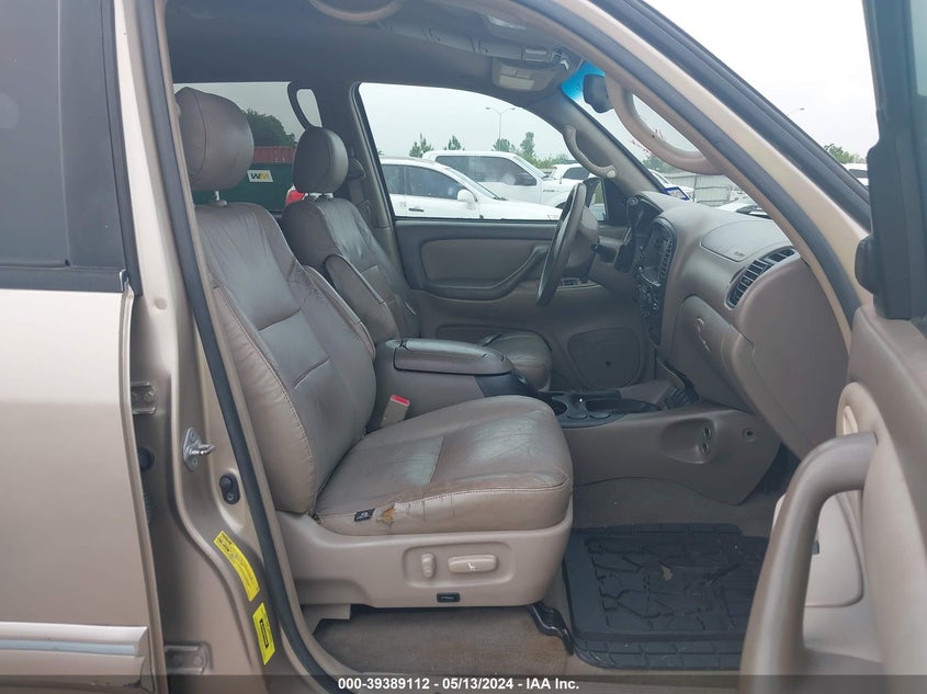 2005 Toyota Sequoia Sr5 V8 VIN: 5TDZT34AX5S245430 Lot: 39389112