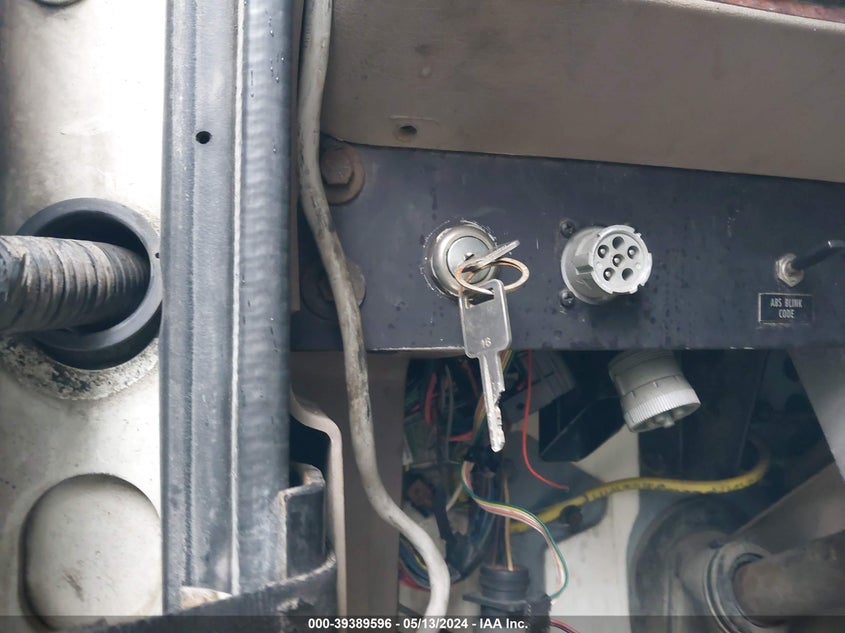 2007 International 9400 9400I VIN: 2HSCNAPRX7C306464 Lot: 39389596