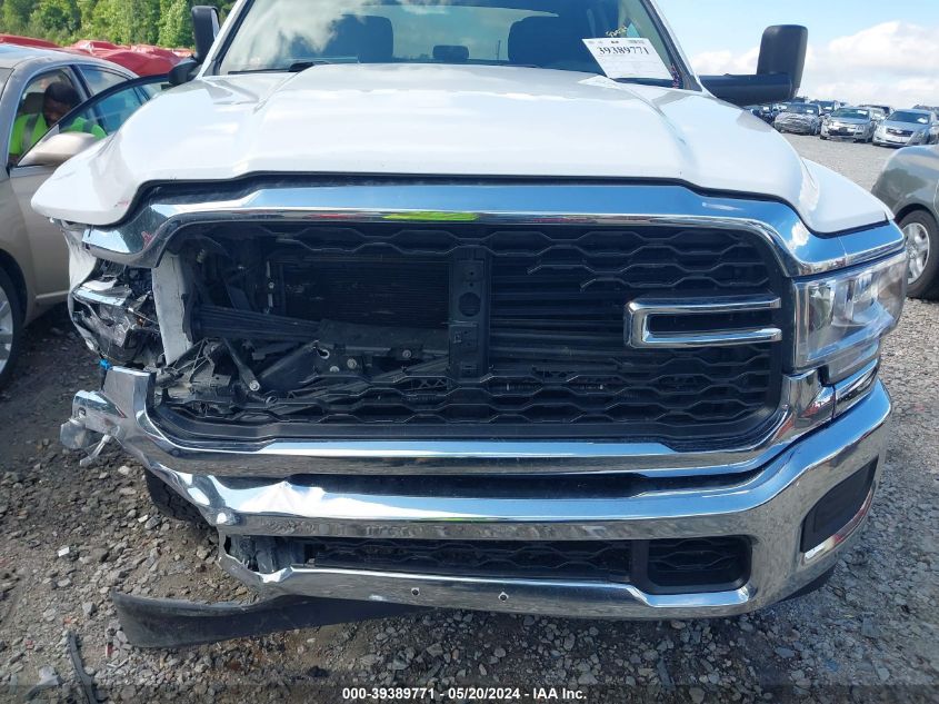 2019 Ram 2500 Tradesman 4X2 8' Box VIN: 3C6UR4HJ7KG661185 Lot: 39389771